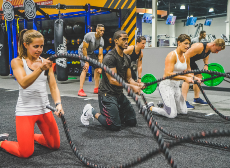 people in group fitness classes