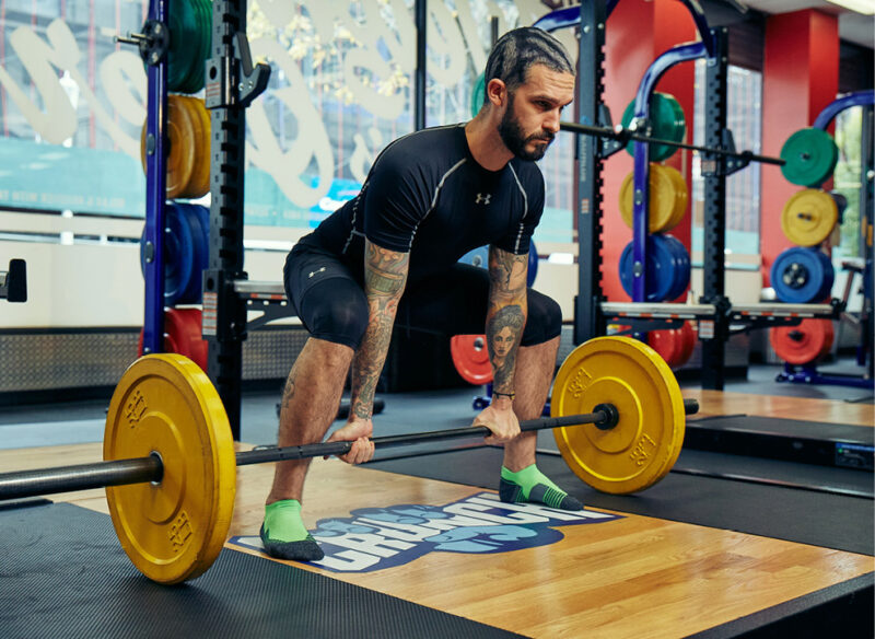 man doing deadlift